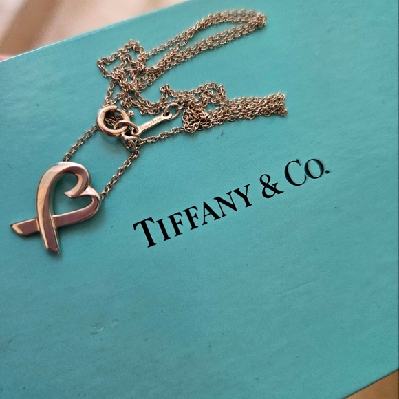 Tiffany & Co. Silver Heart Pendant Necklace Chain 16 In